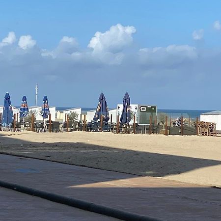 Appartement Rdc Avec 1 Chambre A 5 Metres A Pied De La Digue De La Panne Kültér fotó